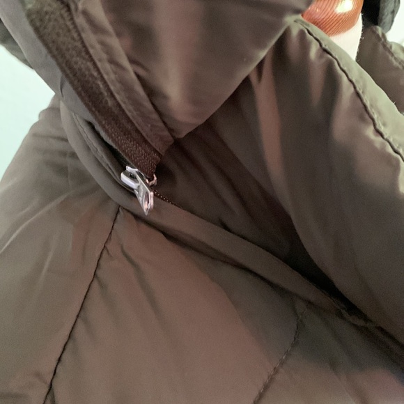 Dark green Abercrombie & Fitch lightweight puffer jacket - Picture 4 of 7